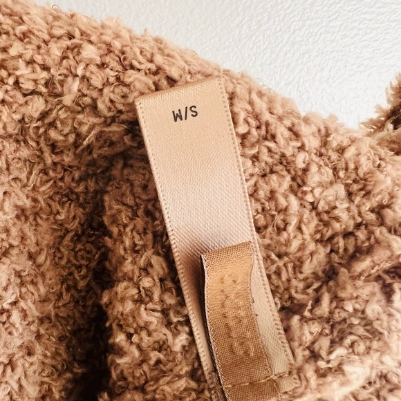 Skims tan small/medium tank top super soft camel color - Picture 2 of 2